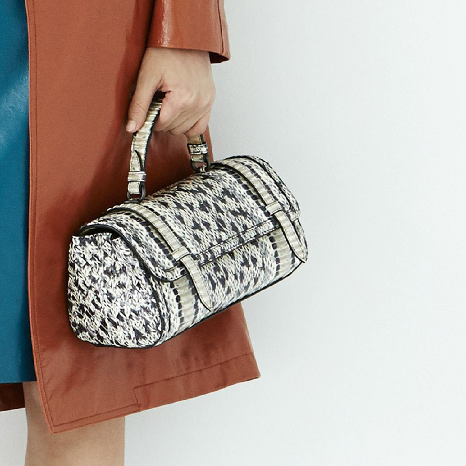 BottegaVeneta_017_20160519223416