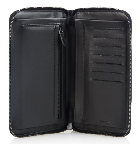 intrecciato-leather-travel-wallet-bottega-veneta