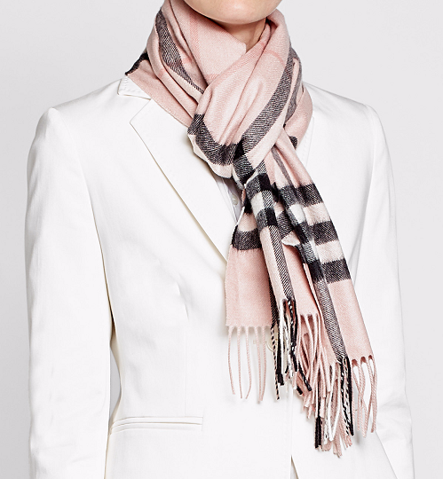 Burberry Scarf 